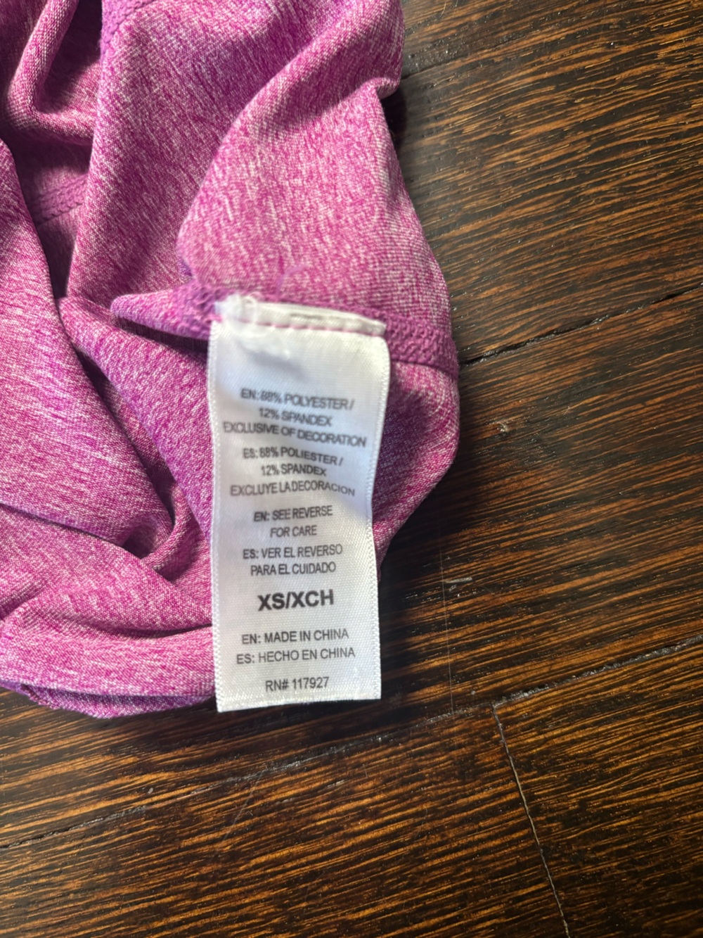 LIKE NEW Reebok Workout Top - Picture 3 of 3